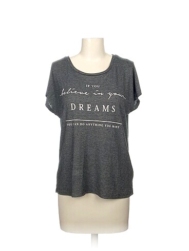LC Waikiki T-shirt %70 İndirimli.