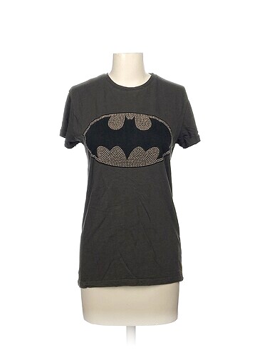 Diğer T-shirt %70 İndirimli.