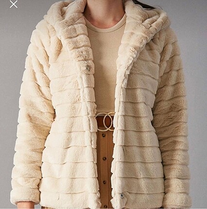 Krem peluş mont
