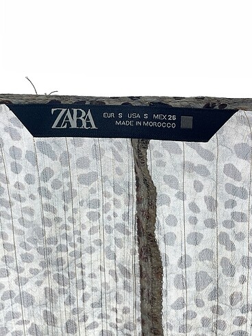 s Beden çeşitli Renk Zara Bluz %70 İndirimli.