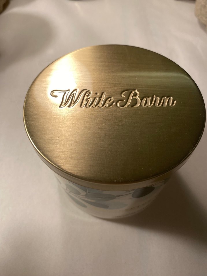 Beyaz Parlak Mum | White Barn - Görsel 2