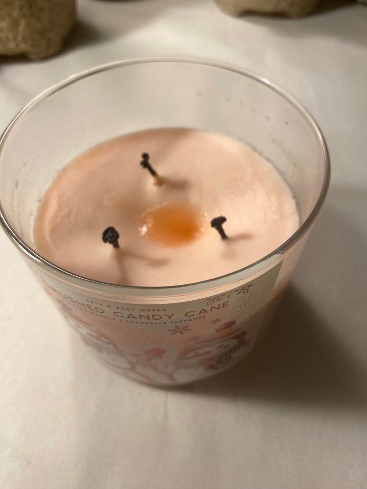 Pastel Beyaz Kar Temalı Mum - Görsel 3