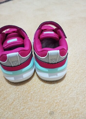 New Balance Ayakkabı