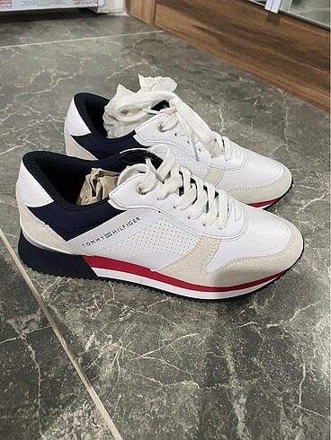 Tommy Hilfiger spor ayakkabı