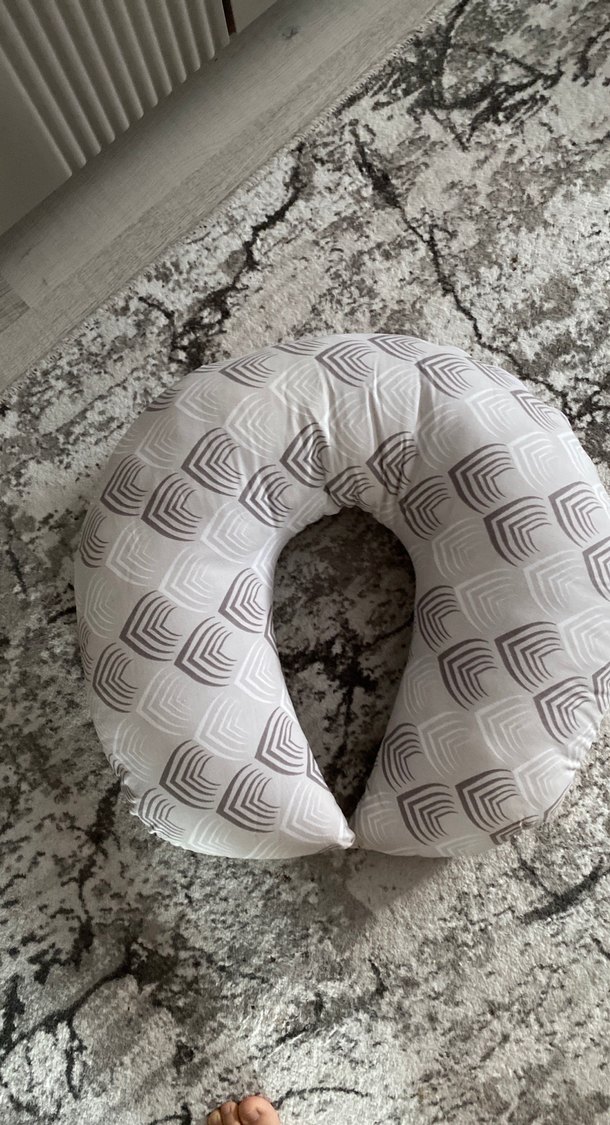 Gri Desenli Emzirme ve Hamile Yastığı - Görsel 2