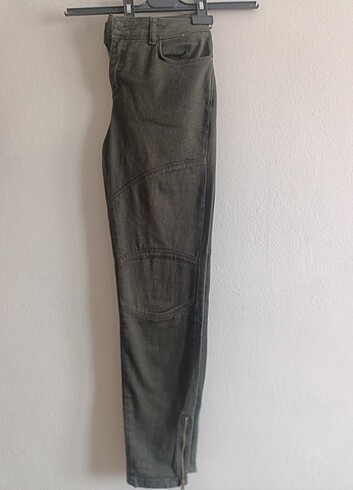 Yeşil pantolon 