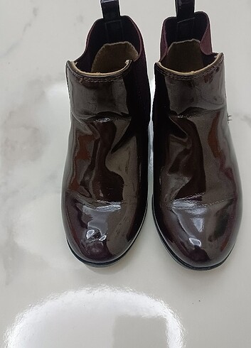 Zara Çocuk ayakkabısi
