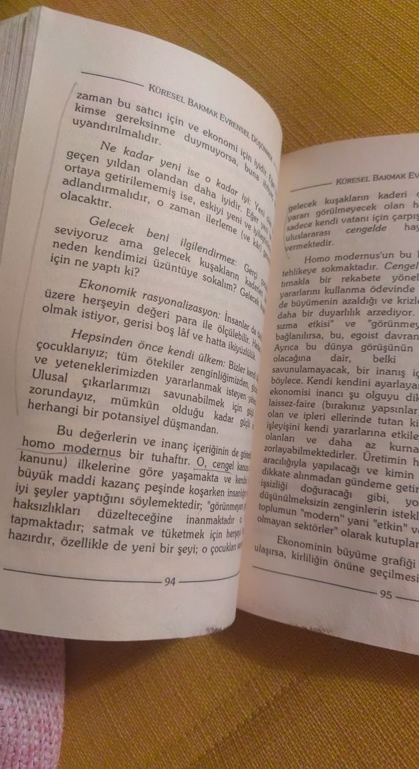 Küresel Bakmak Evrensel Düşünmek Kitabı - Görsel 3