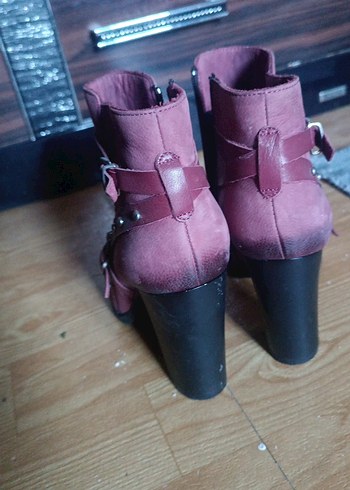 Zara Pembe Süet Tokalı Topuklu Kadın Bot
