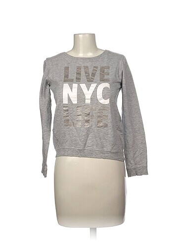 H&M Sweatshirt %70 İndirimli.