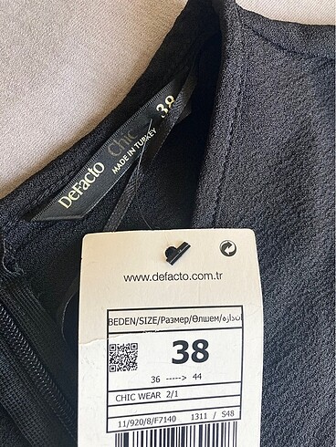 Kadın siyah tulum salopet ve aksesuarlar - Görsel 5