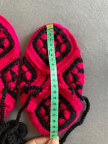 Uygun fiyata 3 adet yeni çeyizlik hediyelik patik - Görsel 3