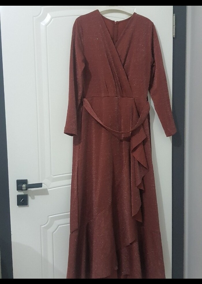 Temiz kendinden simli abiye - Görsel 2