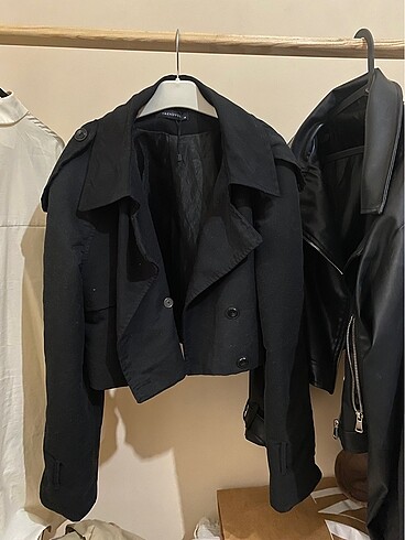 Trendyol & Milla Crop blazzer ceket siyah kısa ceket