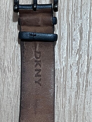 DKNY kadın kol saati - Görsel 3