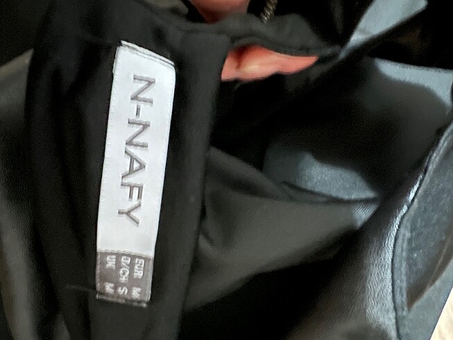 Siyah suni deri yakalı mini elbise - Görsel 6