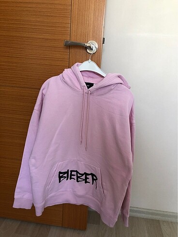 H&M sweatshirt