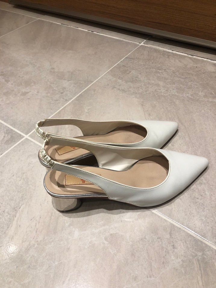 Elle beyaz Topuklu  Ayakkabı - Görsel 2