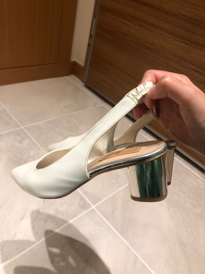 Elle beyaz Topuklu  Ayakkabı - Görsel 4