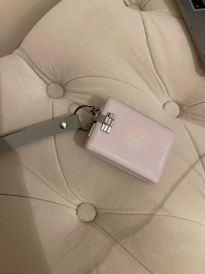 Charmlı ayna - Görsel 3