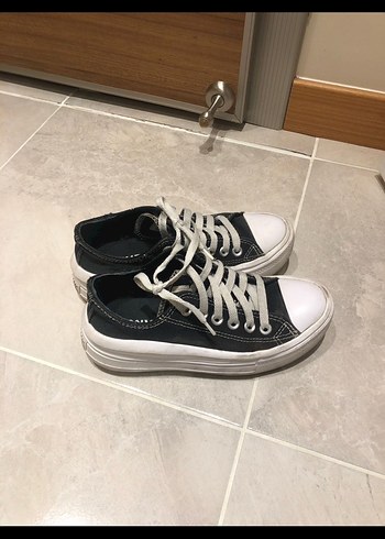 Converse chuck taylor ayakkabı - Görsel 2