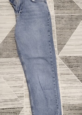Mom Jean 