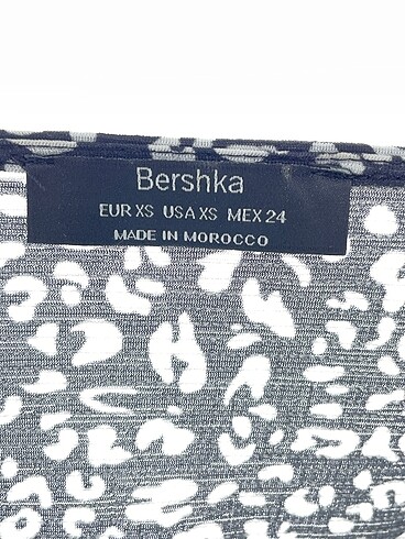 xs Beden siyah Renk Bershka Mini Üst %70 İndirimli.
