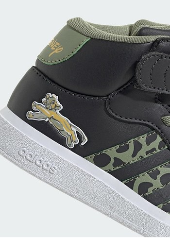37 Beden Adidas Erkek Çocuk Siyah Spor Ayakkabı