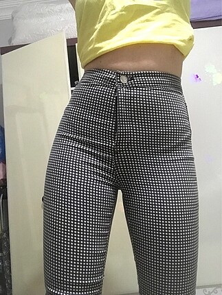 bershka kareli pant.