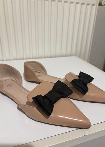 Bej Stiletto Topuklu Fiyonklu Kadın Babet