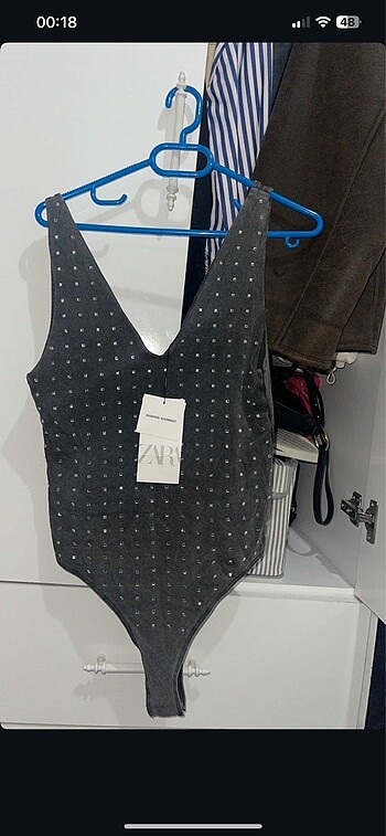 m Beden Zara taşlı body