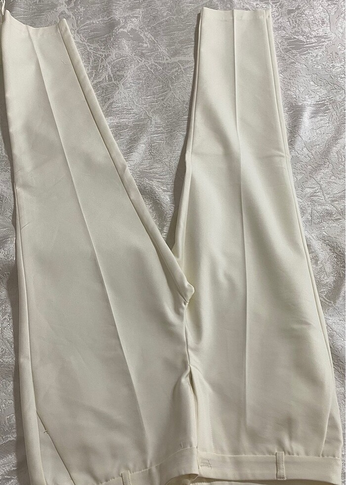 Beyaz Kumaş Pantolon - Görsel 3
