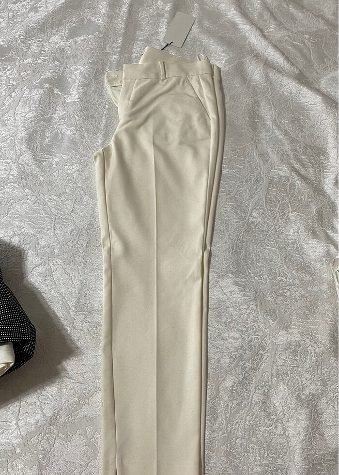 Kırık beyaz kumaş pantolon - Görsel 3