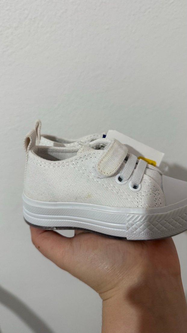 Erkek Çocuk Beyaz Cırt Cırtlı Spor Ayakkabı - Görsel 2