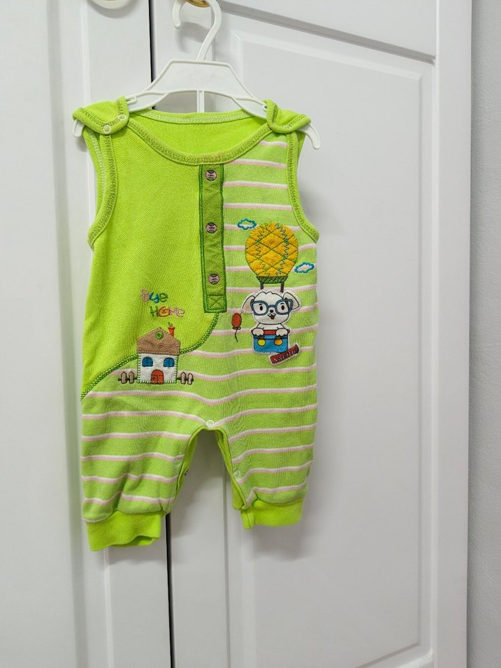 Gri Detaylı Beyaz Bebek Tulum - Görsel 4