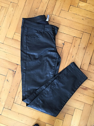 Mango Deri görünümlü pantalon