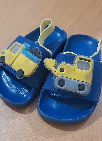 LC Waikiki Lcw ışıklı terlik