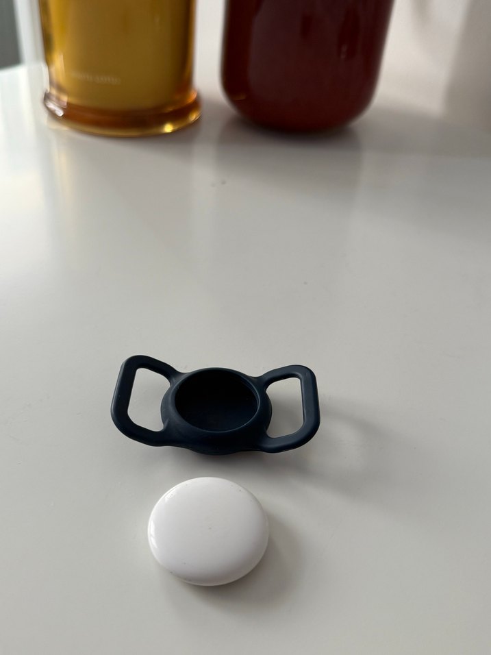 Airtag ve lacivert tasma tutucu - Görsel 3