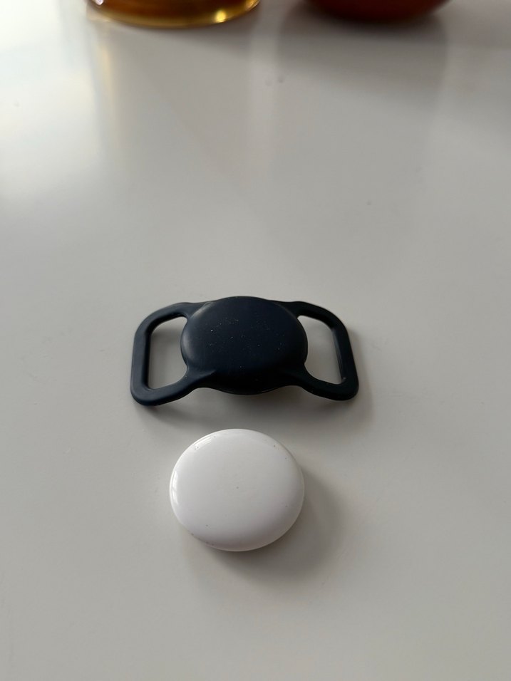 Airtag ve lacivert tasma tutucu - Görsel 4