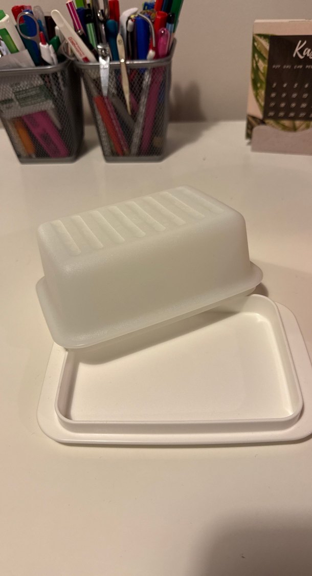 Tupperware Beyaz Plastik Kapaklı Tereyağı Kabı - Görsel 3