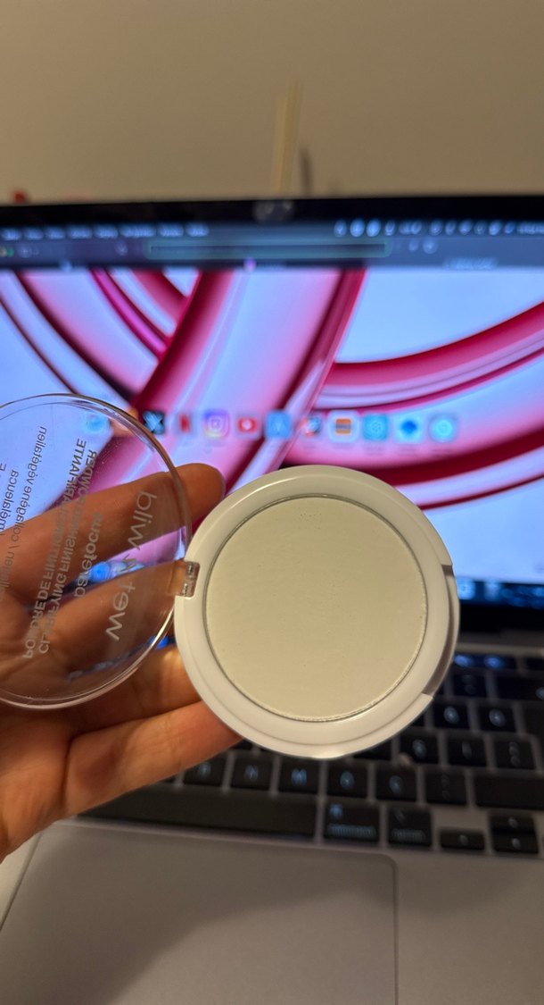 Wet n Wild Barefocus Aydınlatıcı Pudra - Görsel 3