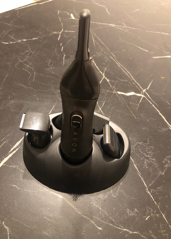 Avon traş makinesi seti - Görsel 2