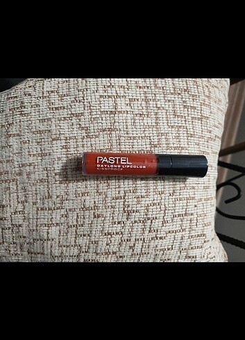 Pastel likit ruj 