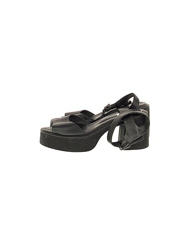 Elle Sandalet %70 İndirimli.