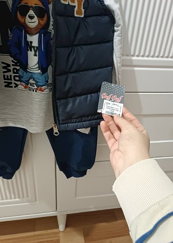 Erkek Çocuk Gri Baskılı Kolsuz Triko Yelek - Görsel 3