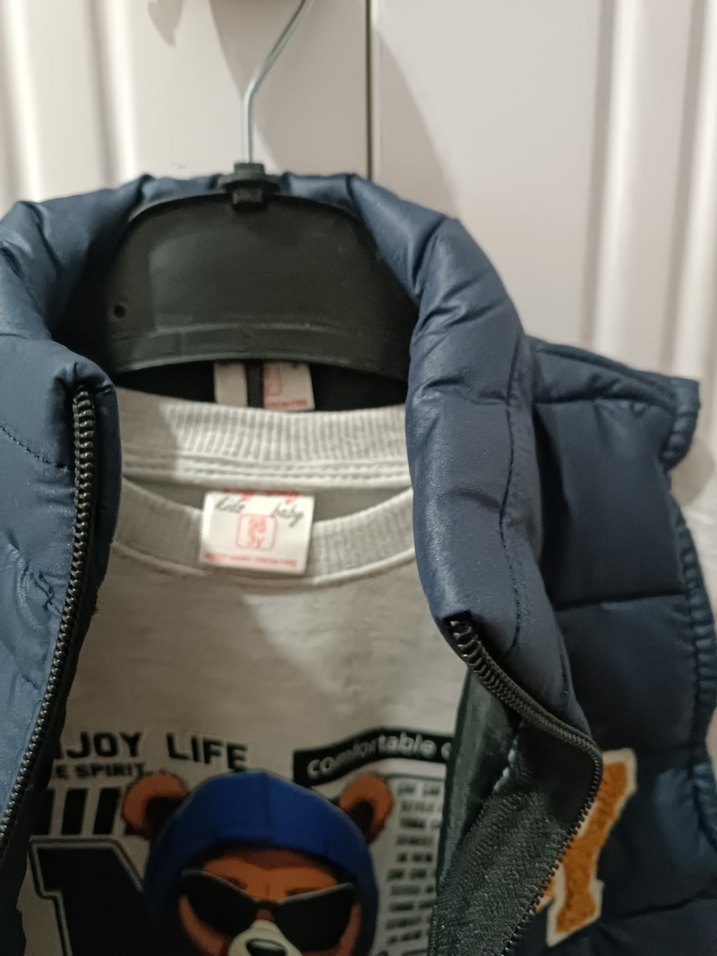 Erkek Çocuk Gri Baskılı Kolsuz Triko Yelek - Görsel 2