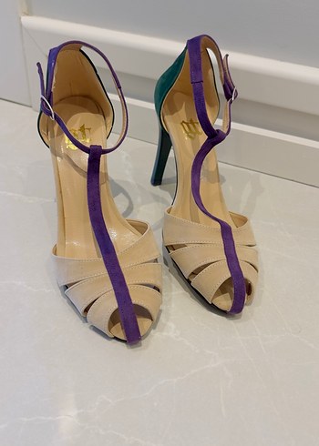 Diğer Mor Tokalı Süet Stiletto
