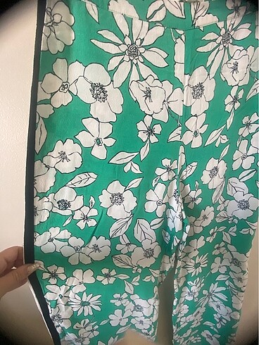 38 Beden yeşil Renk Koton Çiçekli Pantolon