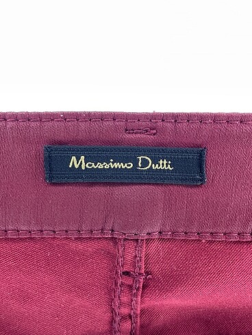 40 Beden kırmızı Renk Massimo Dutti Jean / Kot %70 İndirimli.