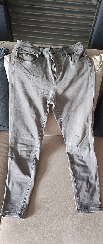 Massimo Dutti, gri skiny jeans, yüksek bel